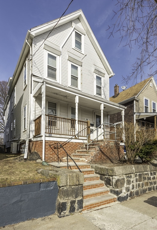 106 Byron St, East Boston