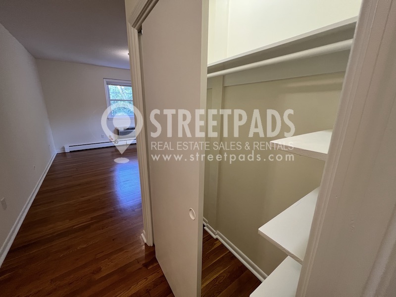 2018 Commonwealth Ave, Brighton