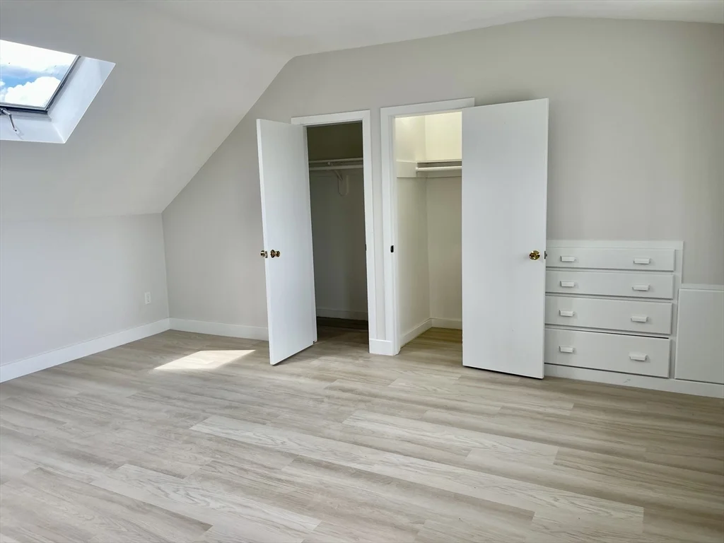 17 Edgecliff, Watertown