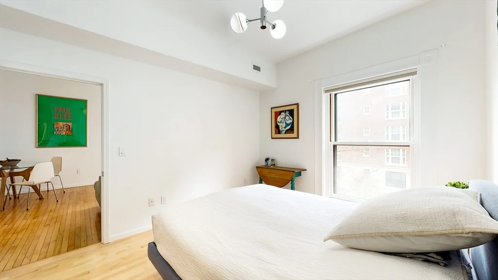 23 Bay State Rd, Back Bay