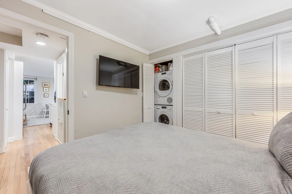 45 1/2 Garden St, Beacon Hill