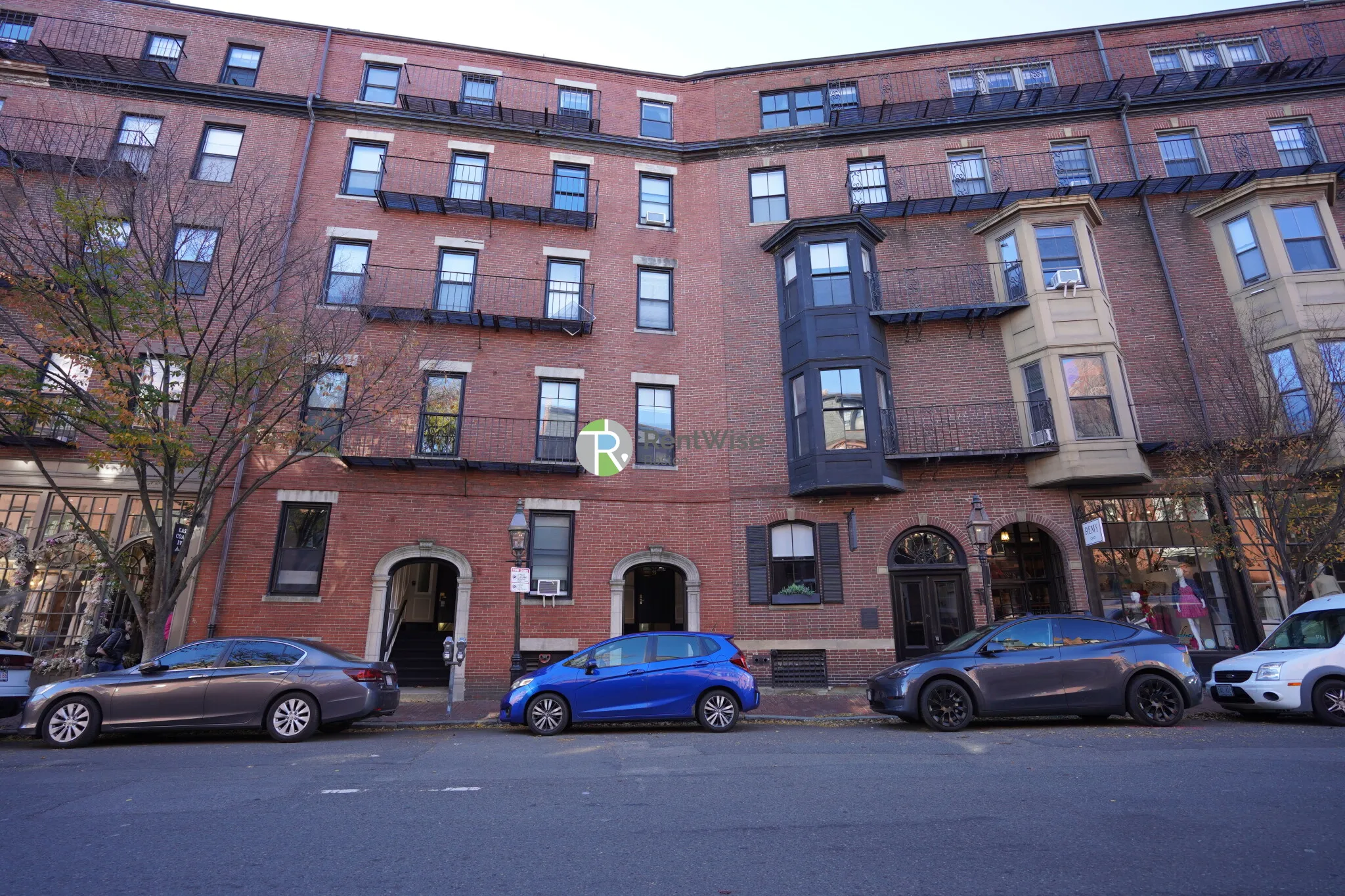 90 Charles St, Beacon Hill