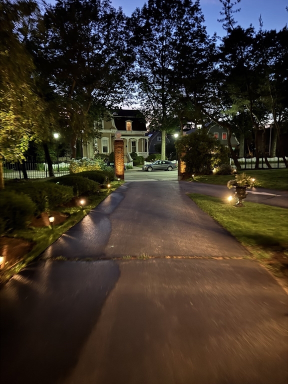 600 Washington St, Wellesley