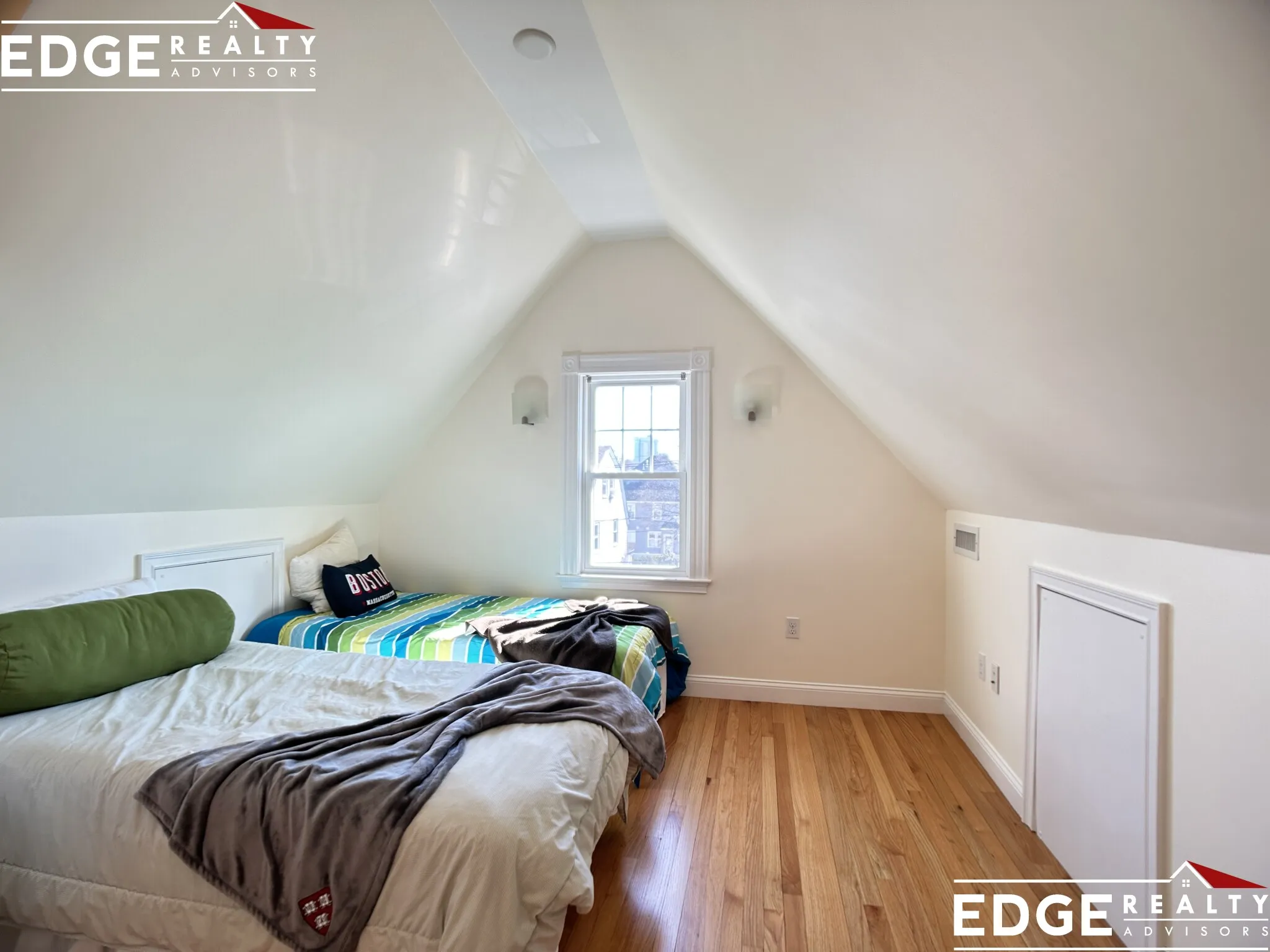 12 Hopedale St, Allston