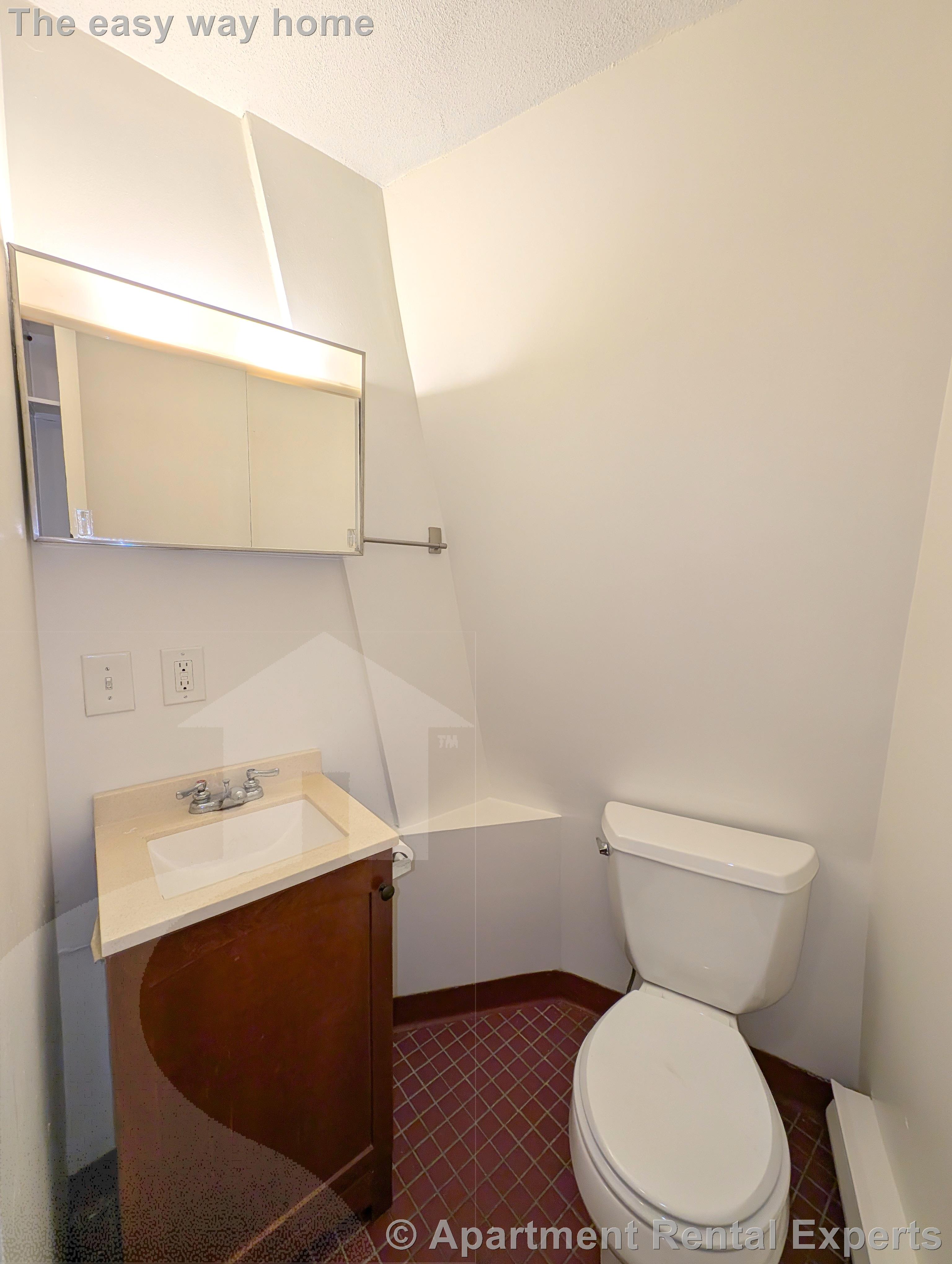 3 Holland St, Davis Square