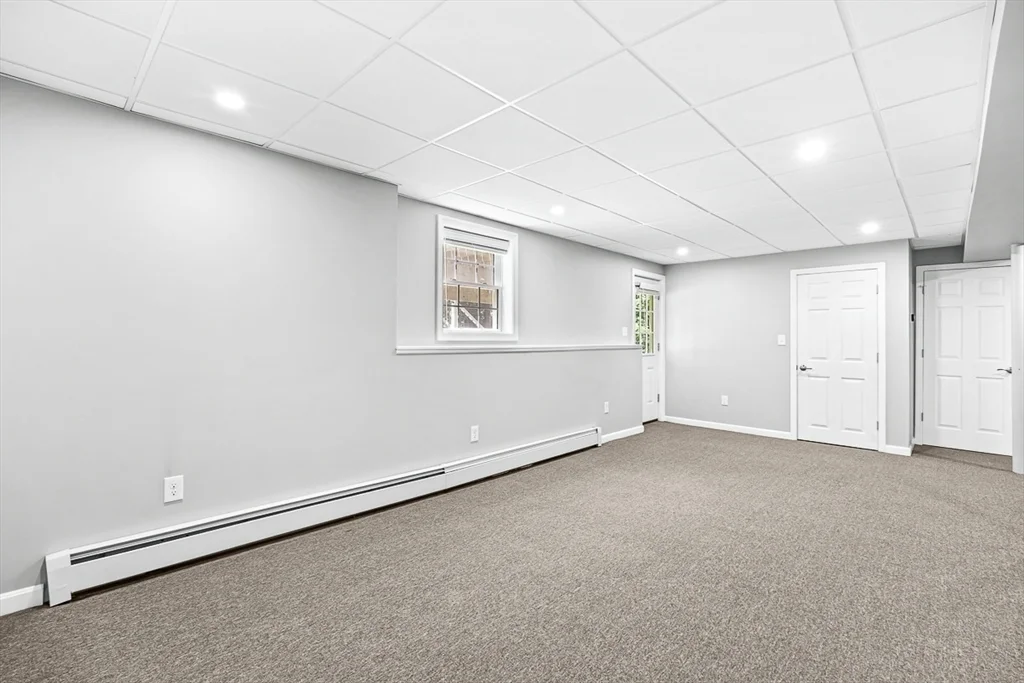 38 Idora Ave, Haverhill