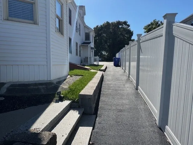 61 Plain St, Taunton