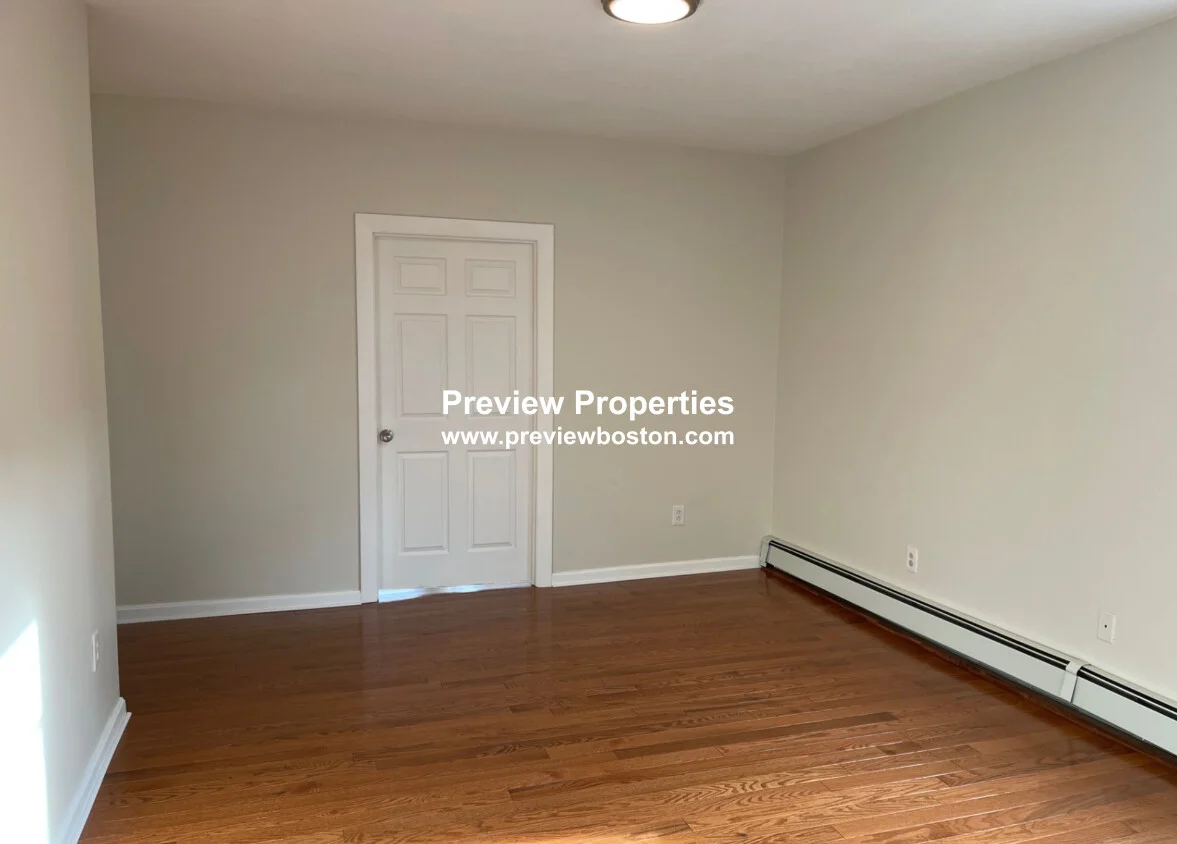 75 Putnam St, East Boston