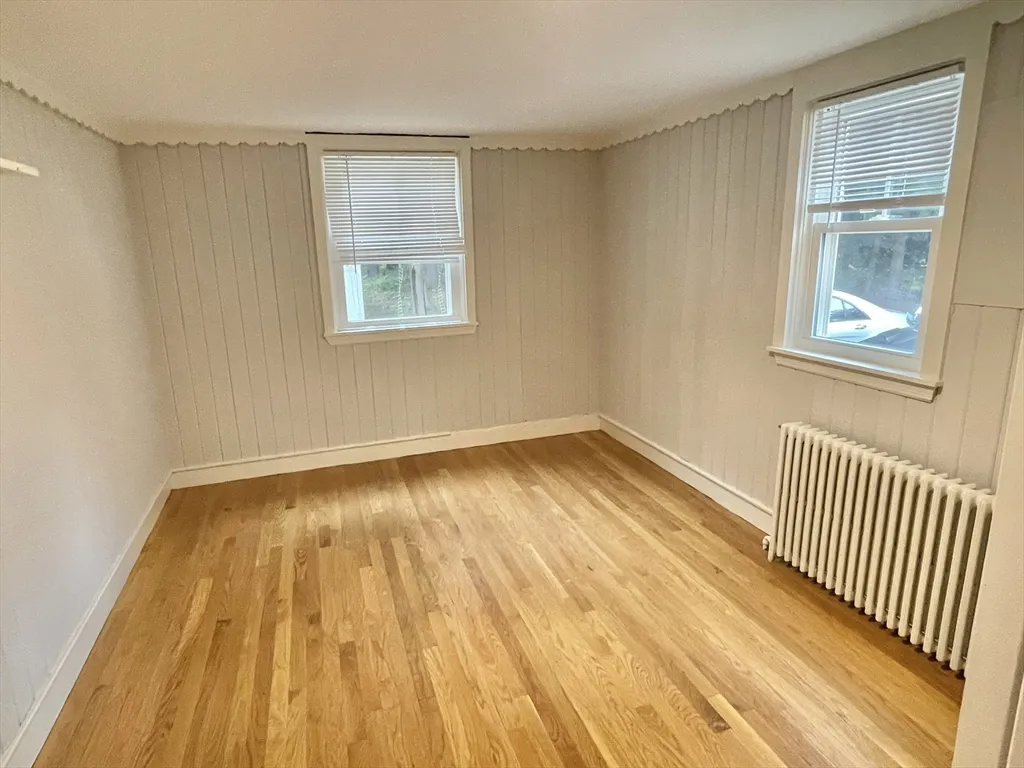 206 Concord St, Newton Lower Falls