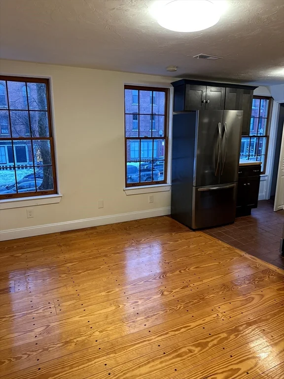 300 Main St, Southbridge