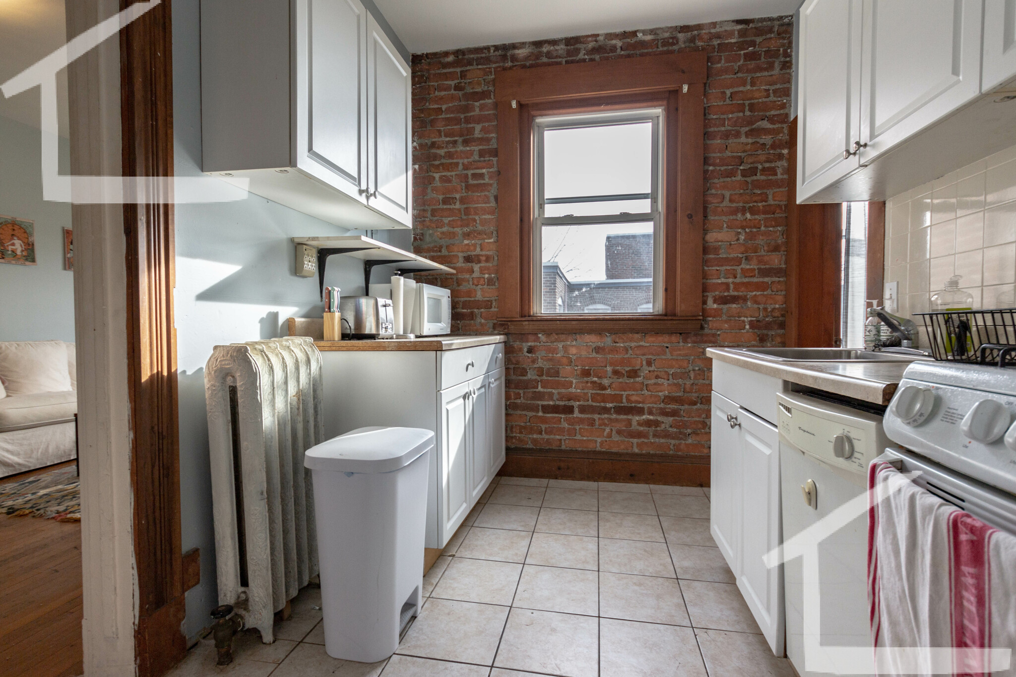 32 Park Vale Ave, Brighton