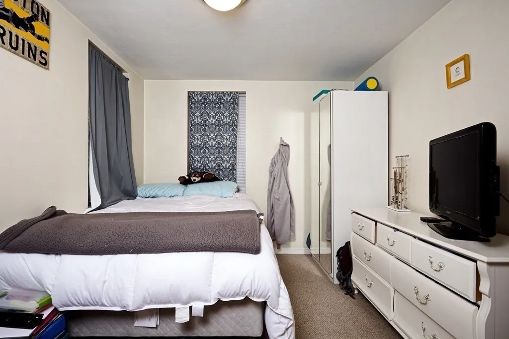 265 Emerson St, South Boston