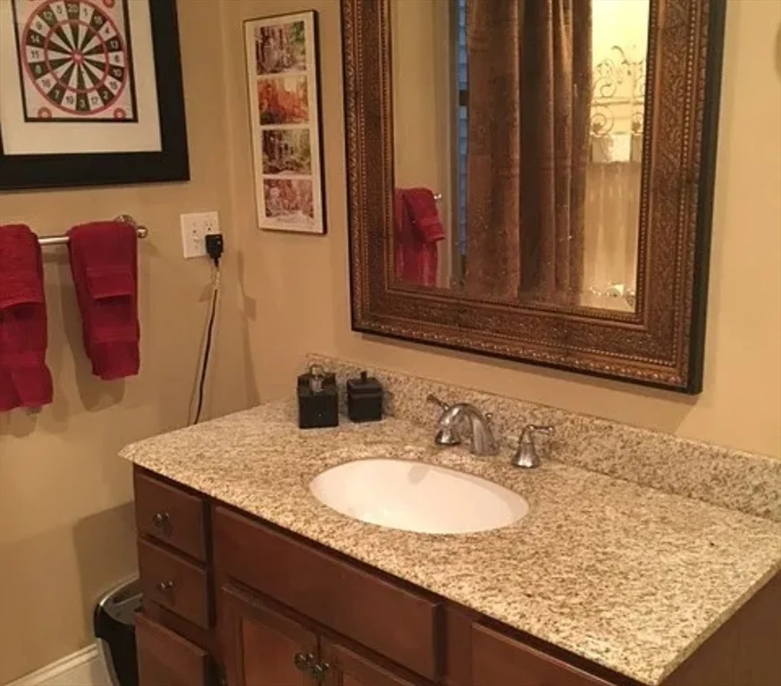 736 East 6th St, South Boston