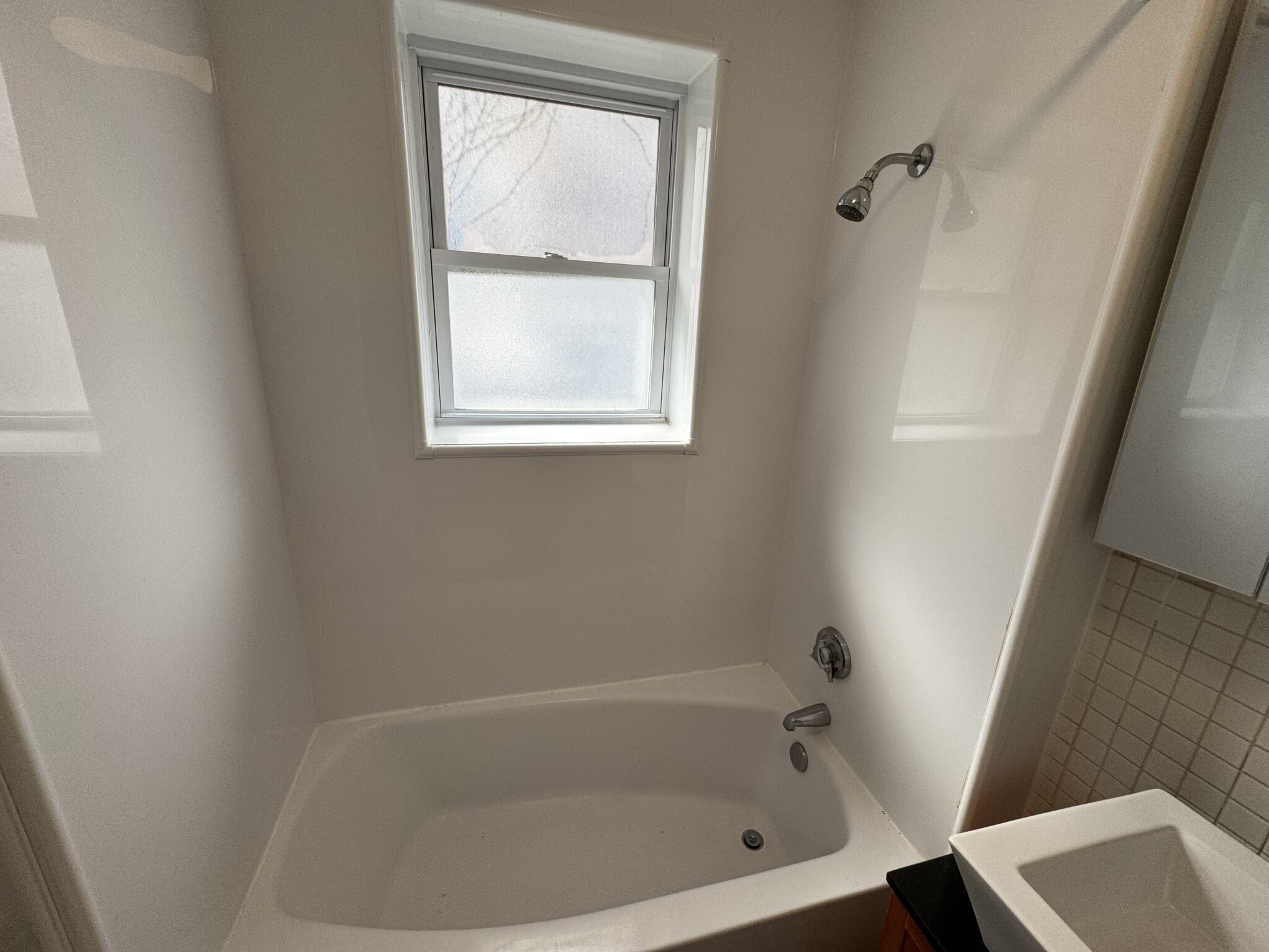 79 Winthrop Rd, Washington Square