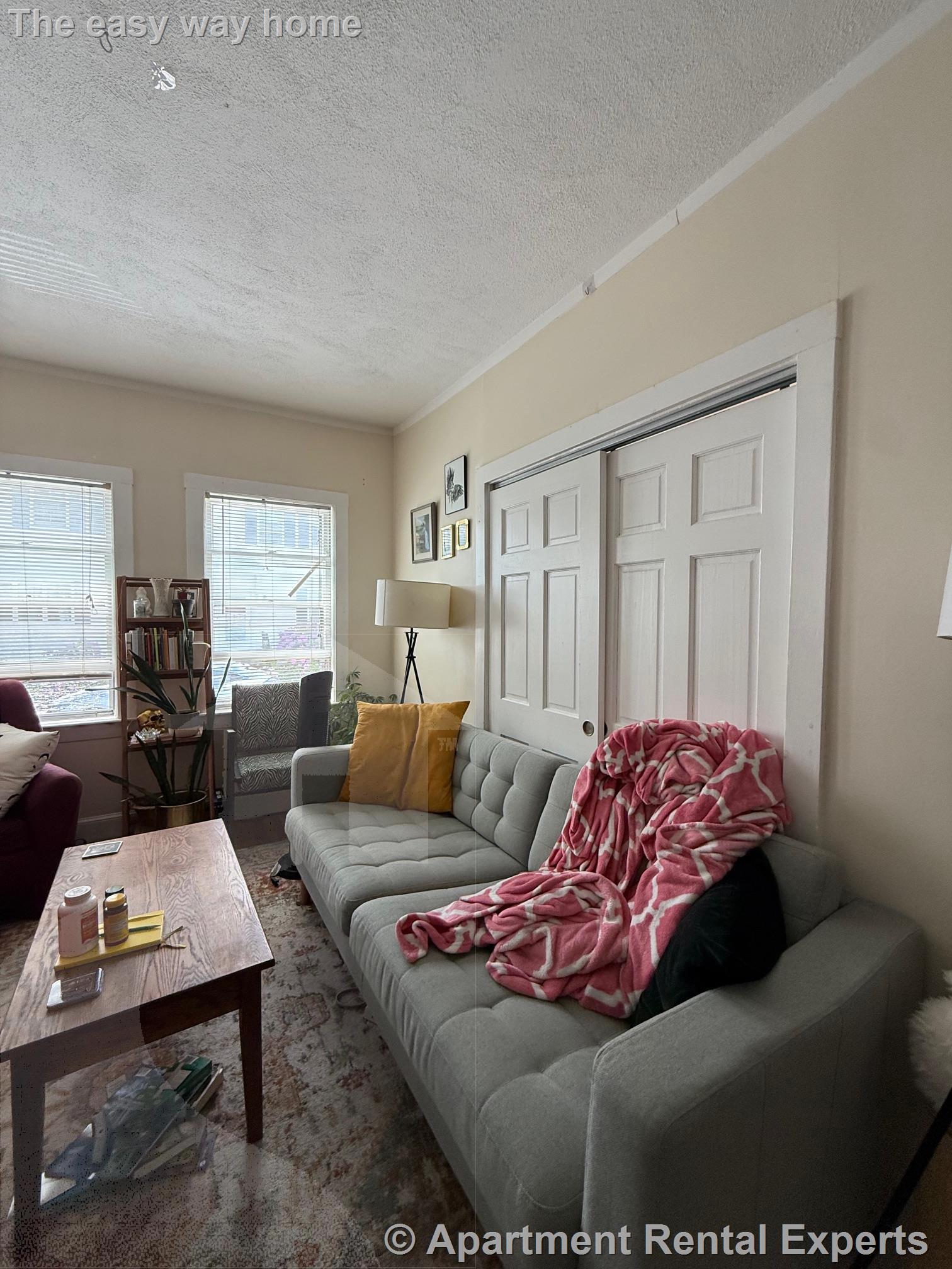 25 Knapp St, Union Square