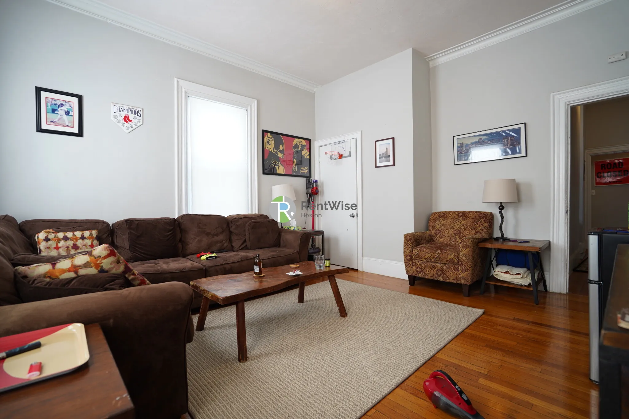 172 Bigelow St, Oak Square