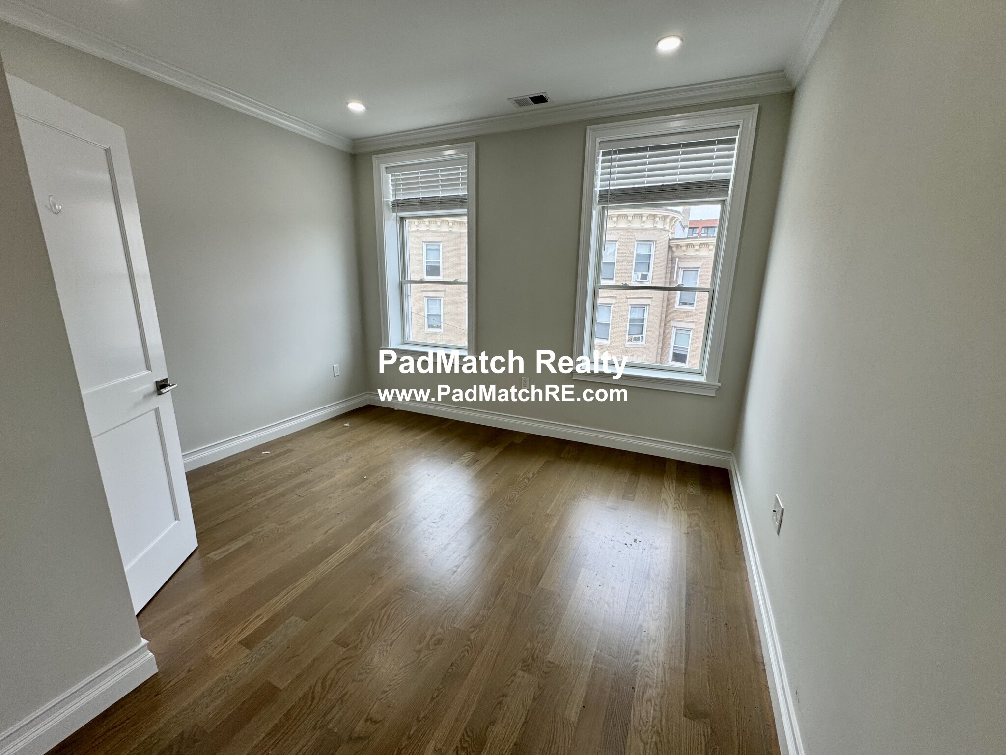 14 Mount Hood Rd, Brighton