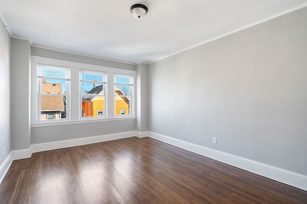 10 Centre Ave, Dorchester