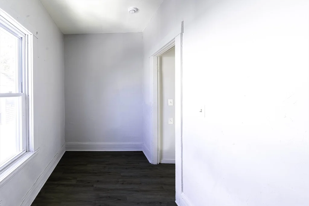 30 Chestnut St, Fitchburg