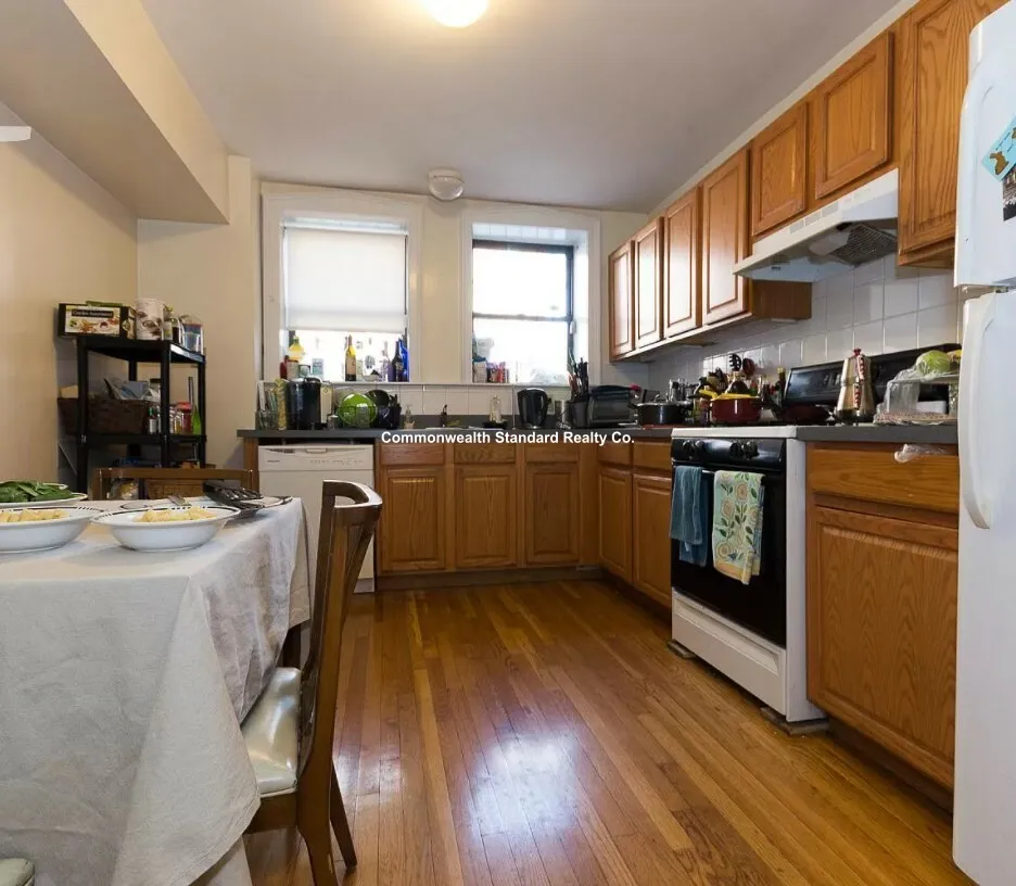 23 Glenville Ave, Allston