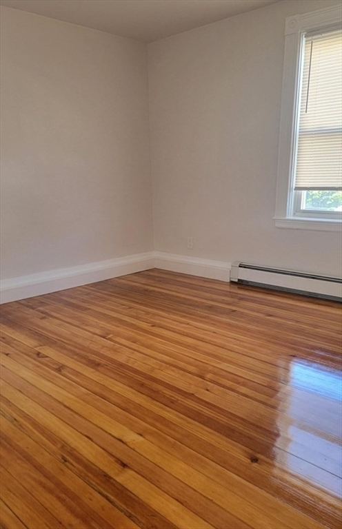 27 Brooks Ave, Quincy