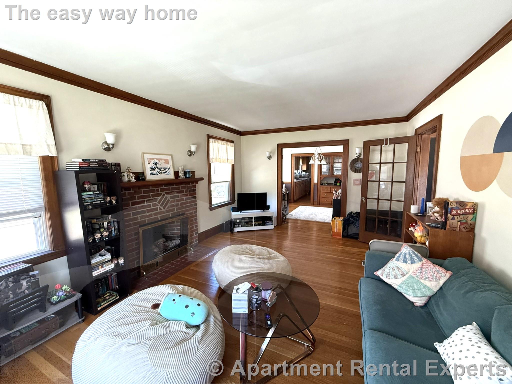 53 Forest St, Medford Square