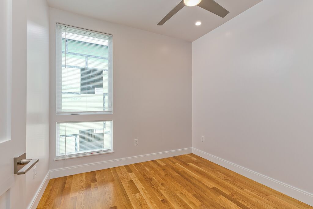 7 Alleghany St, Mission Hill