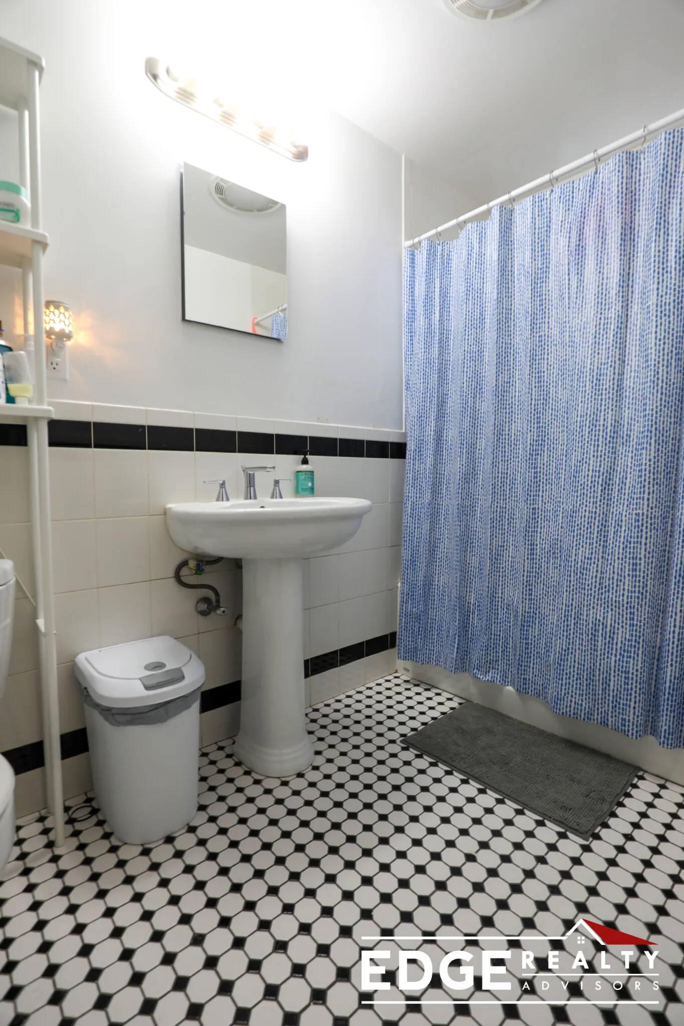 19 Saint Lukes Rd, Brighton