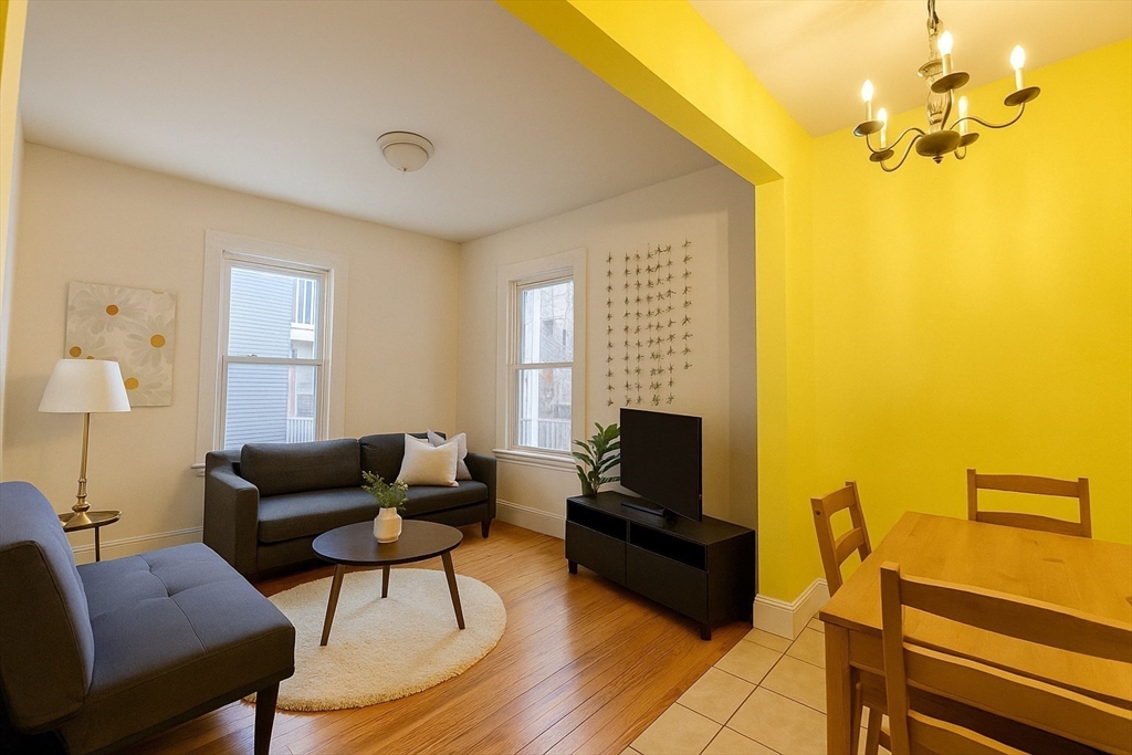 10 Bucknam St ,, Mission Hill