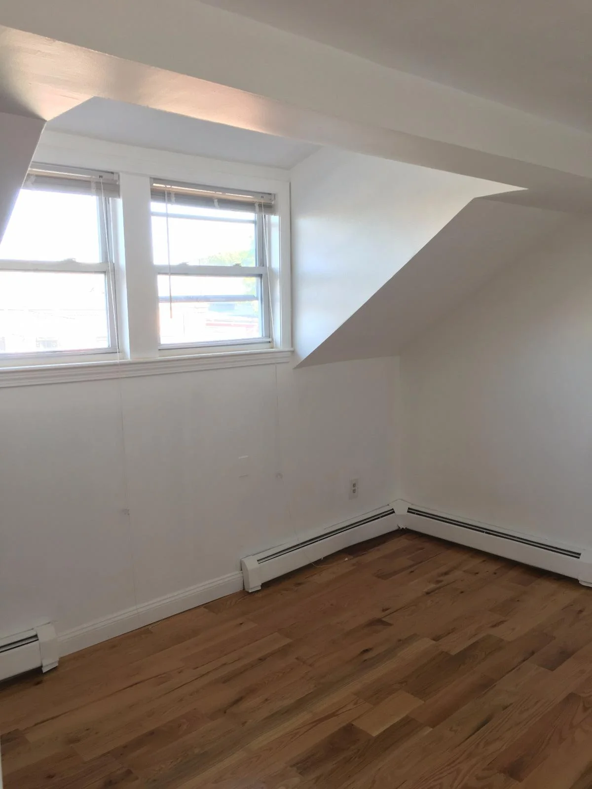 77 Division St, Chelsea