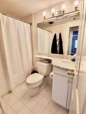 100 Fulton St, Waterfront