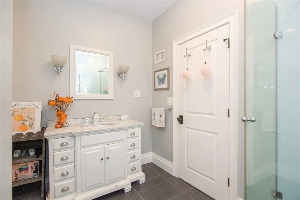 214 South St, Jamaica Plain
