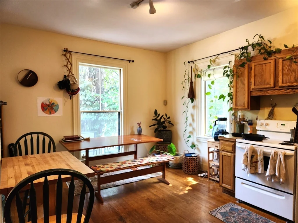 17 Clinton, Mid Cambridge