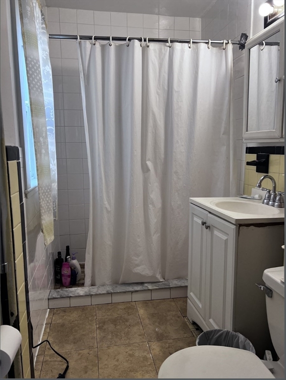 6 Richardson Ter, Magoun Square