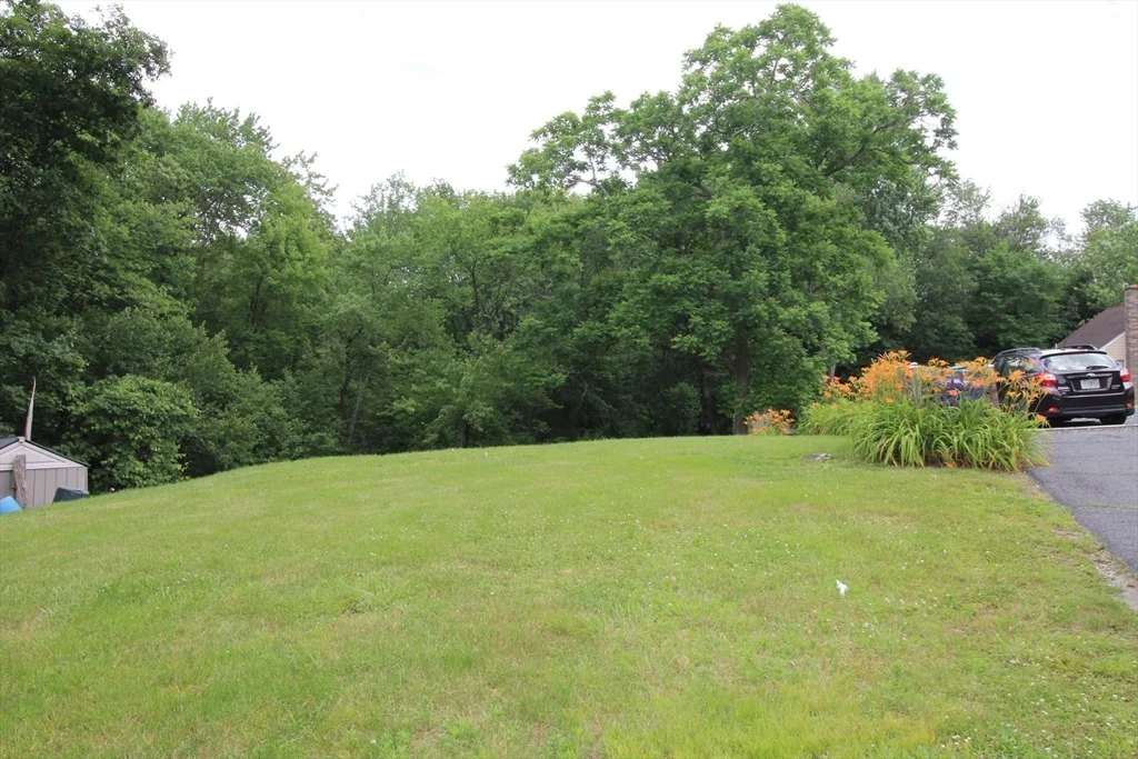 218 Thurber Ave, Attleboro