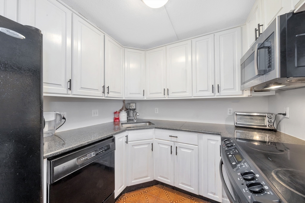 1580 Massachusettsave, Harvard Square