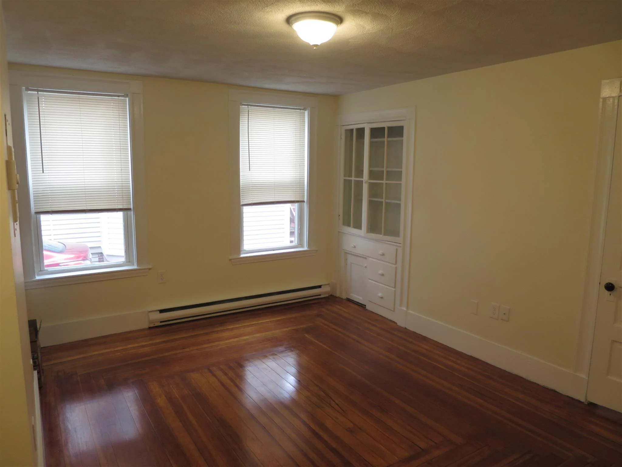 14 Garrison Ave, West Somerville