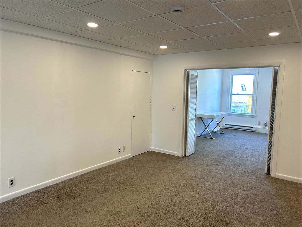 1-3 Valley Rd, Swampscott