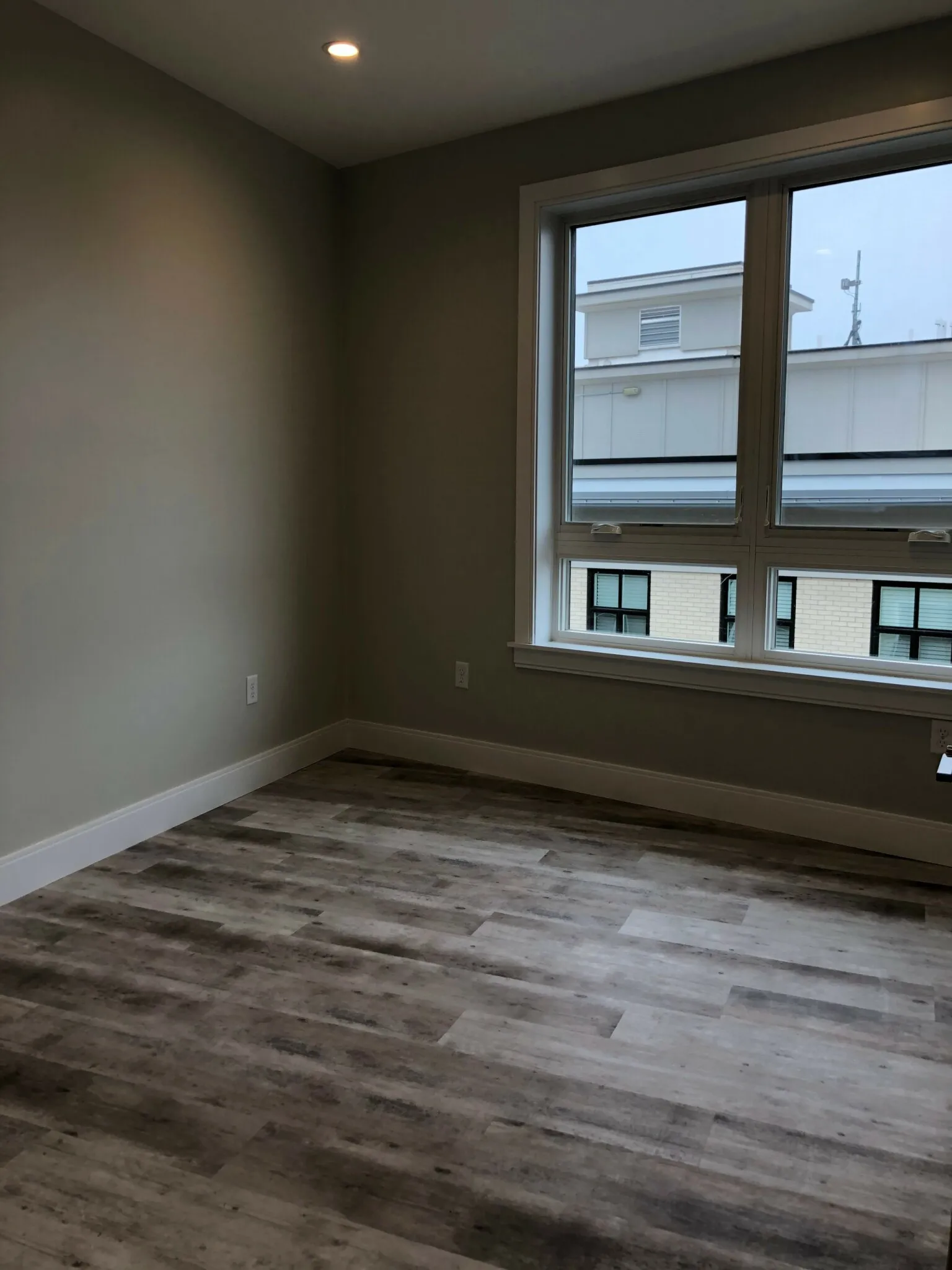 1457 Tremont St, Mission Hill