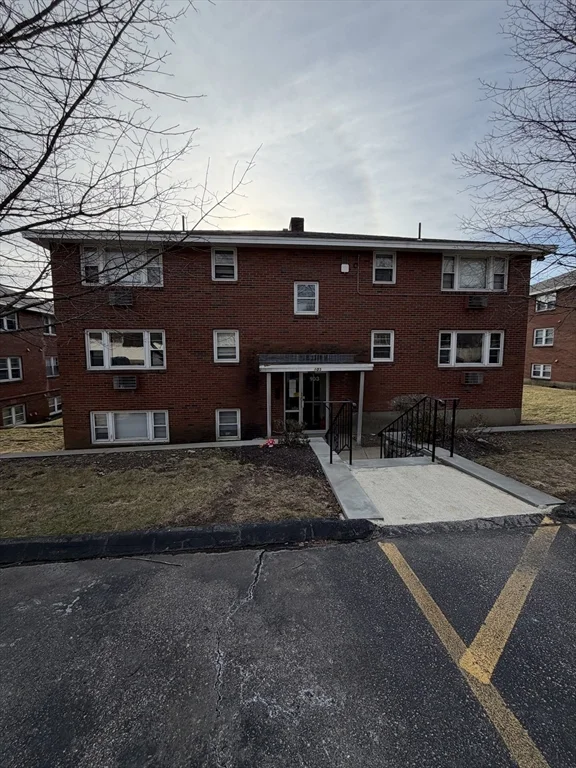 103 Trapelo Rd, Waltham