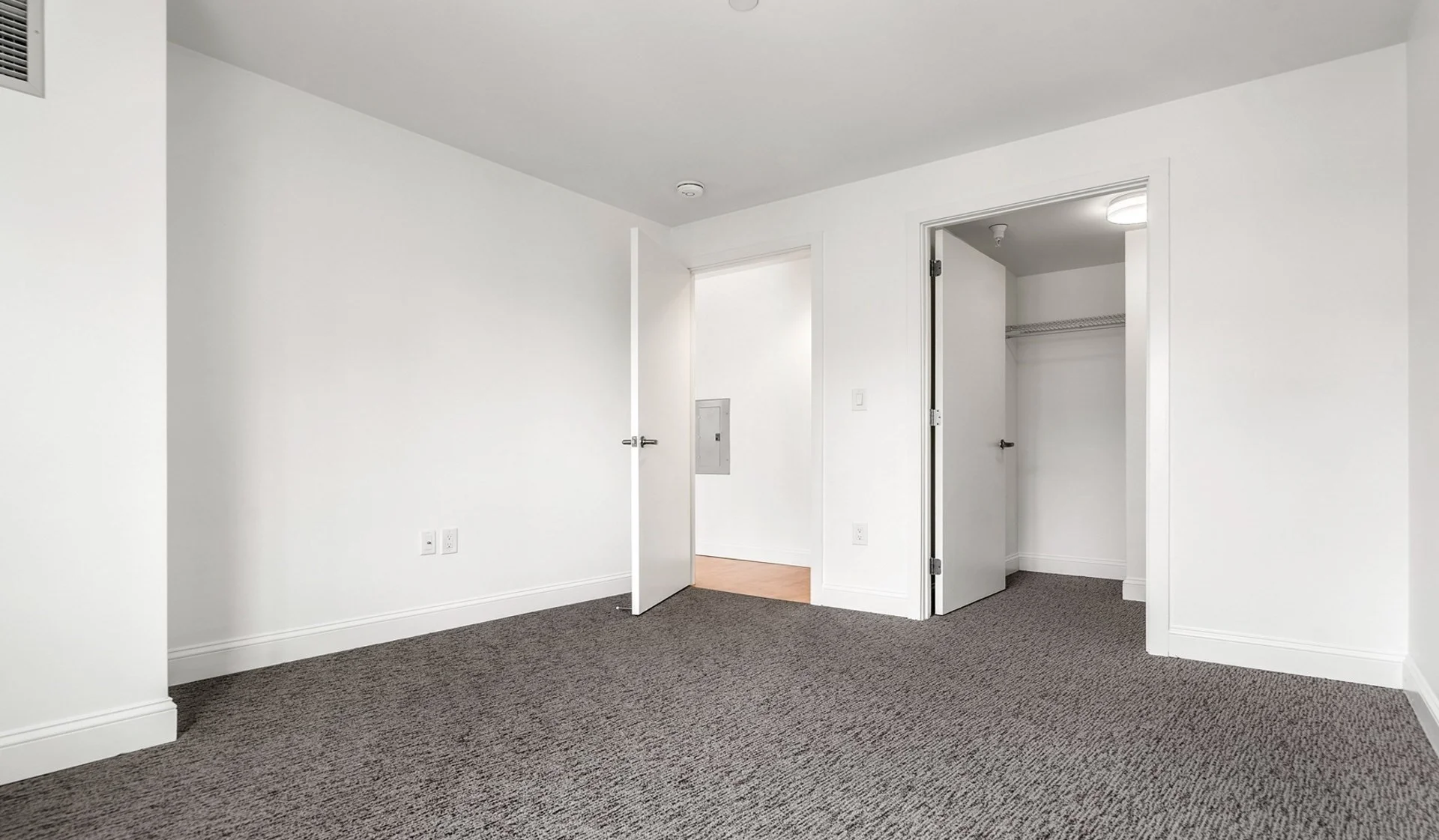 99 Kneeland St, Chinatown