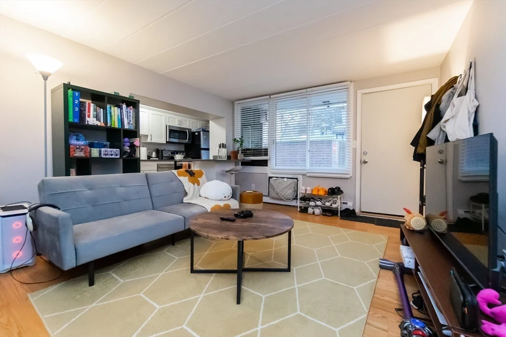 345 Harvard St, Harvard Square