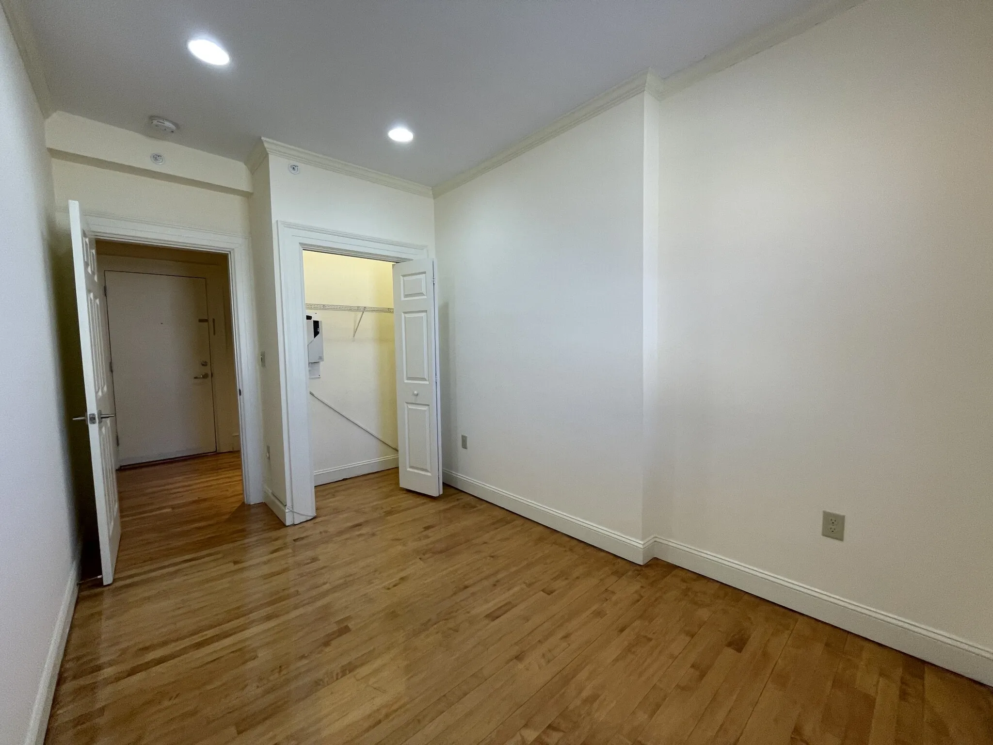 457 Centre St, Newton Corner