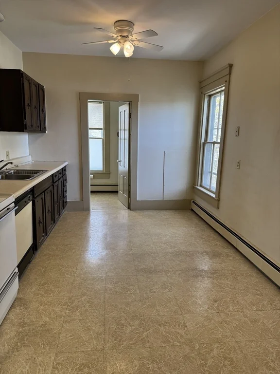 46 North Main St, West Brookfield