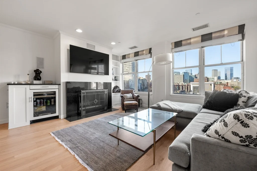 75 Clarendon, Back Bay