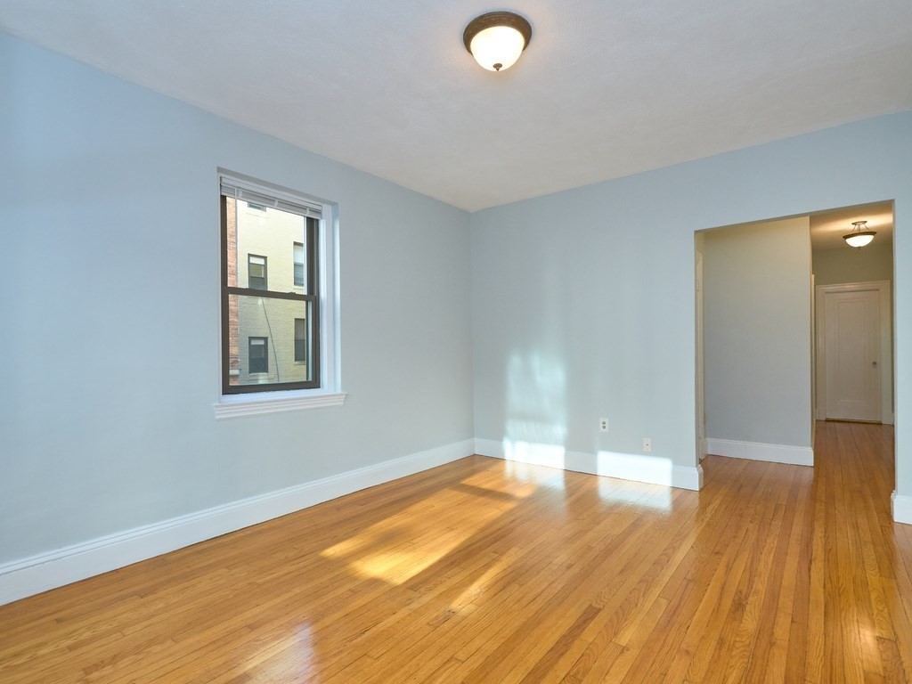 82 Jersey St, Fenway