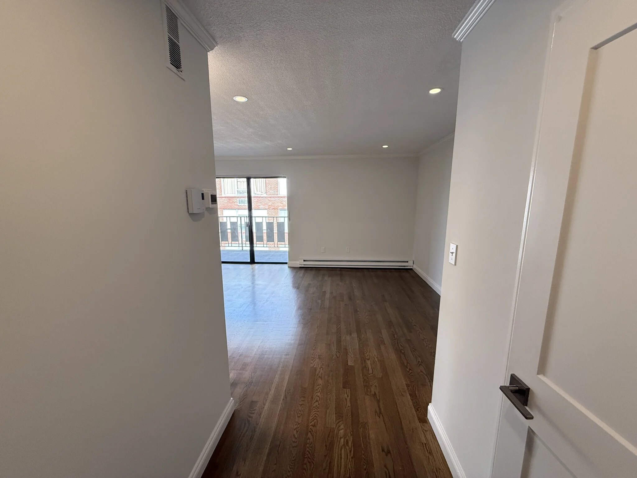 320 Hammond Pond Pkwy, Chestnut Hill