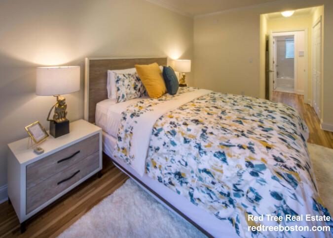 70 Saint Paul St, Coolidge Corner