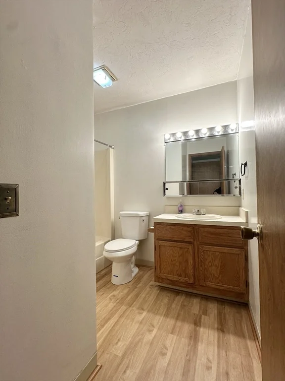 340 Sunderland Rd, Worcester