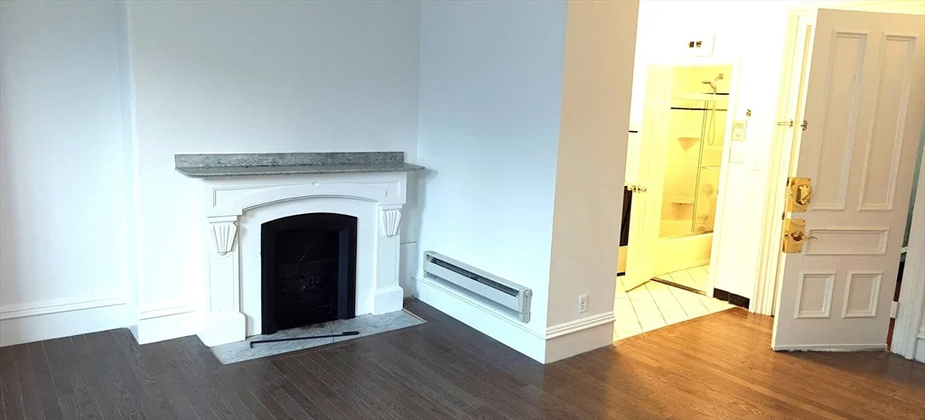 387 Beacon St, Back Bay